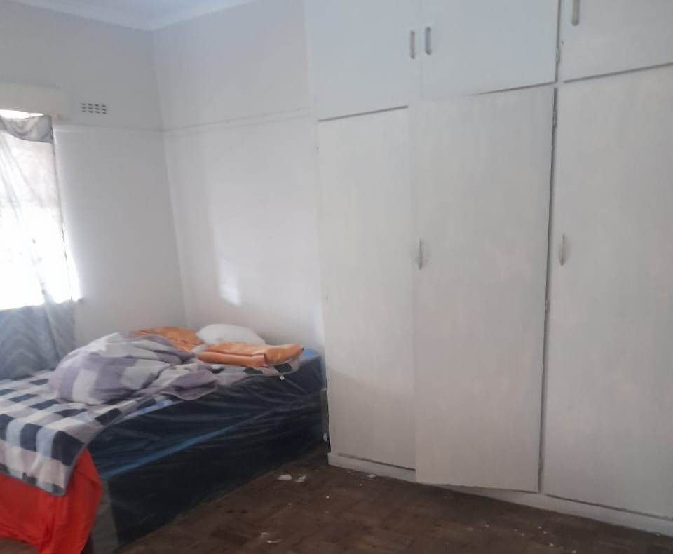1 Bed Apartment in Pietermaritzburg Central photo number 9