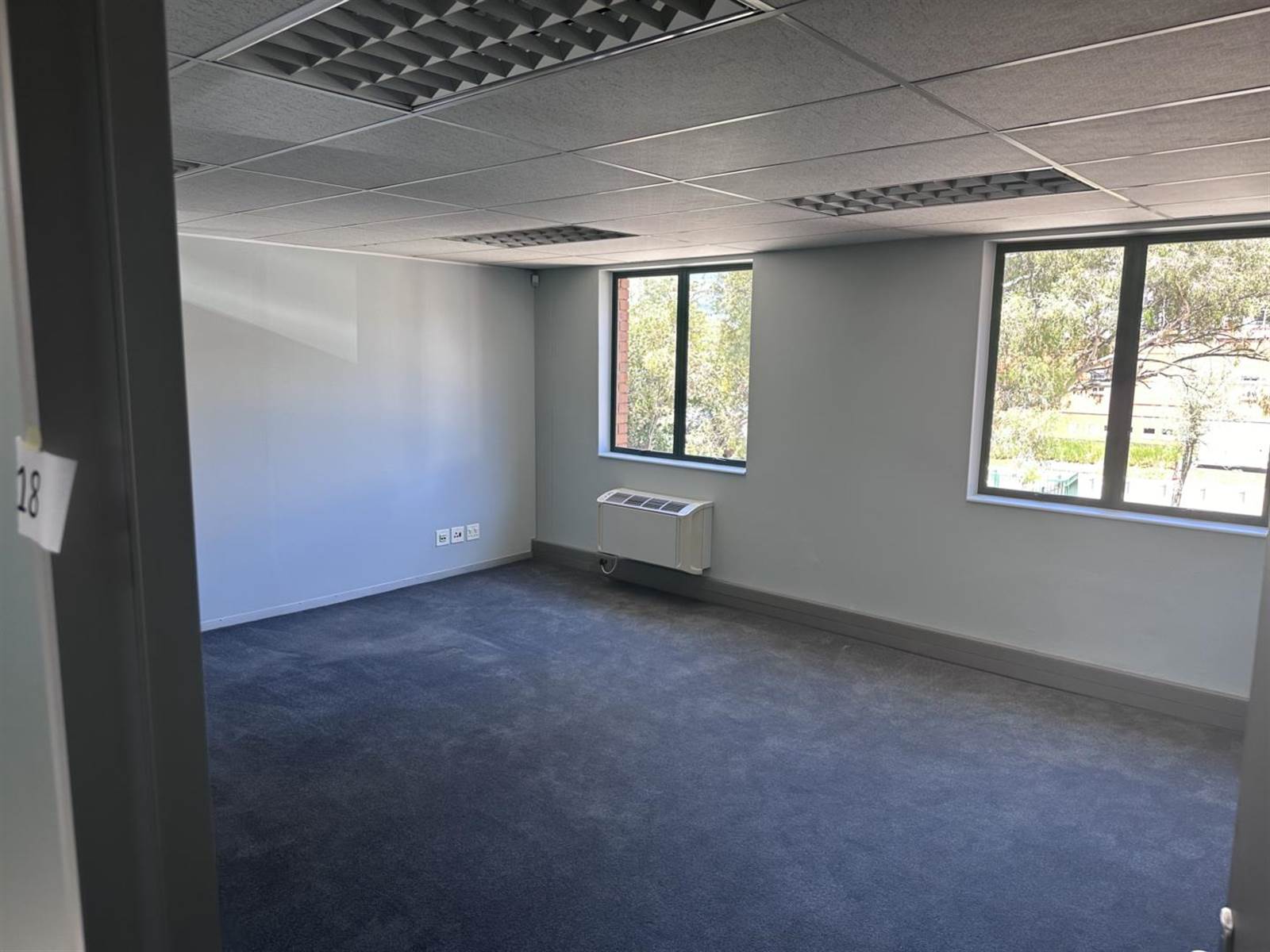 1503  m² Office Space in Menlyn photo number 11