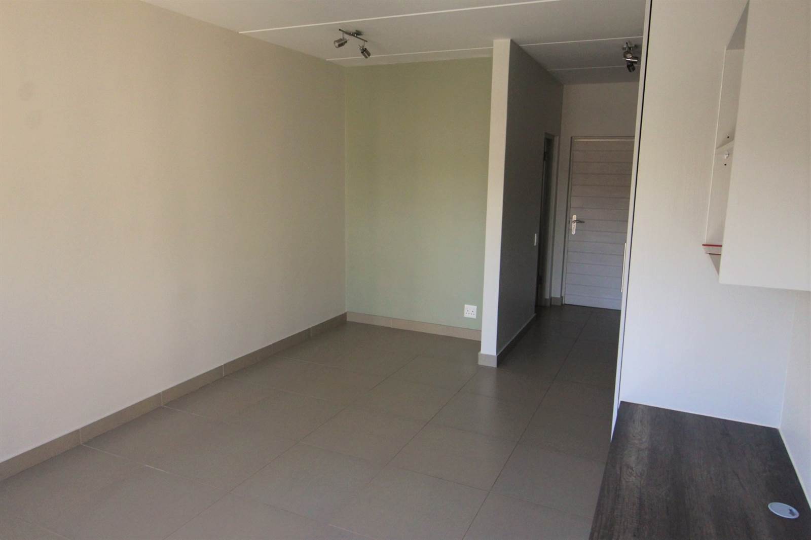 Studio Apartment in Potchefstroom Central photo number 9