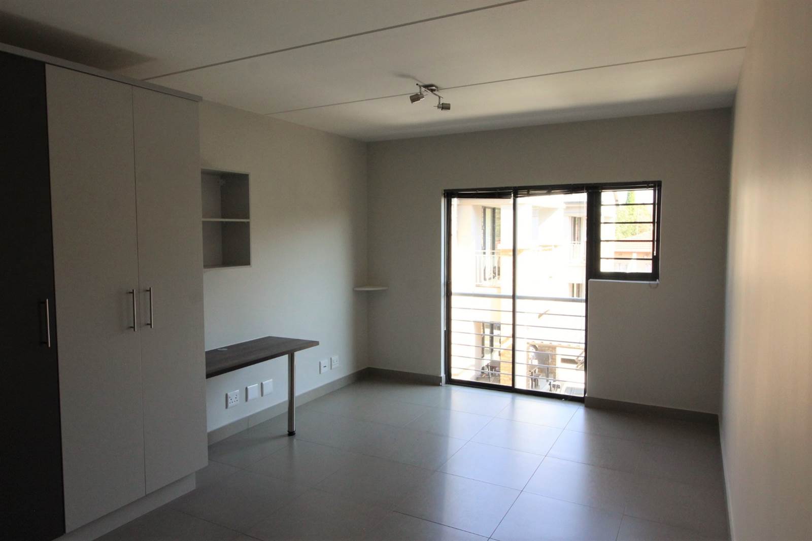 Studio Apartment in Potchefstroom Central photo number 15