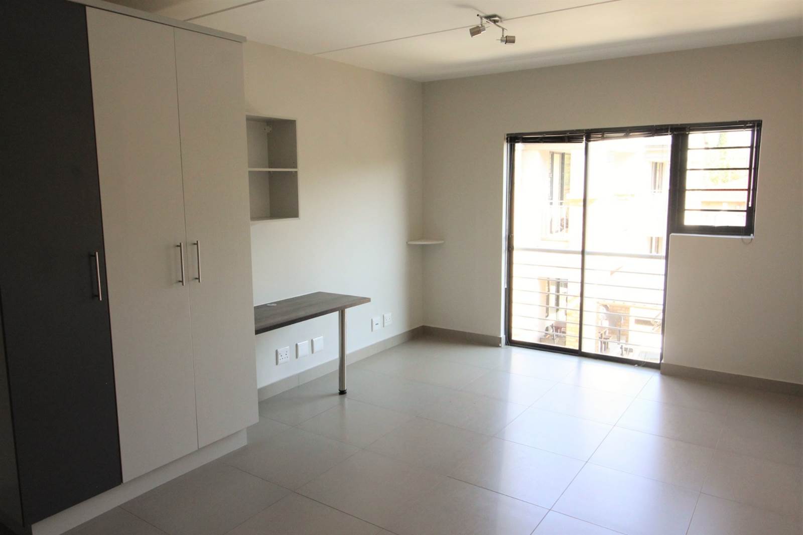 Studio Apartment in Potchefstroom Central photo number 16