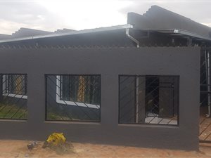 2 Bed House in Eldorado Park