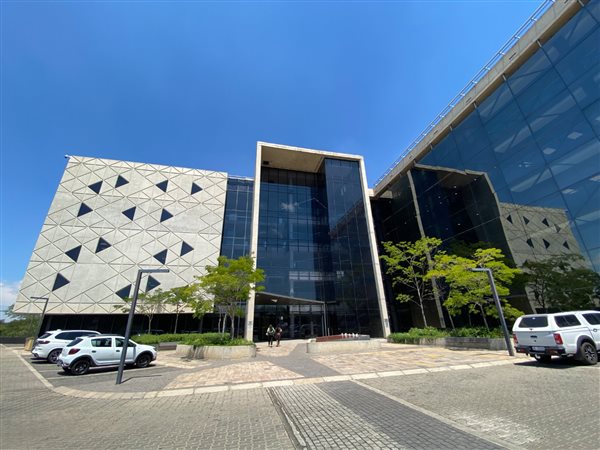 311  m² Office Space