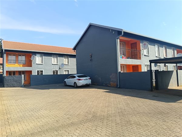 2 Bedroom House