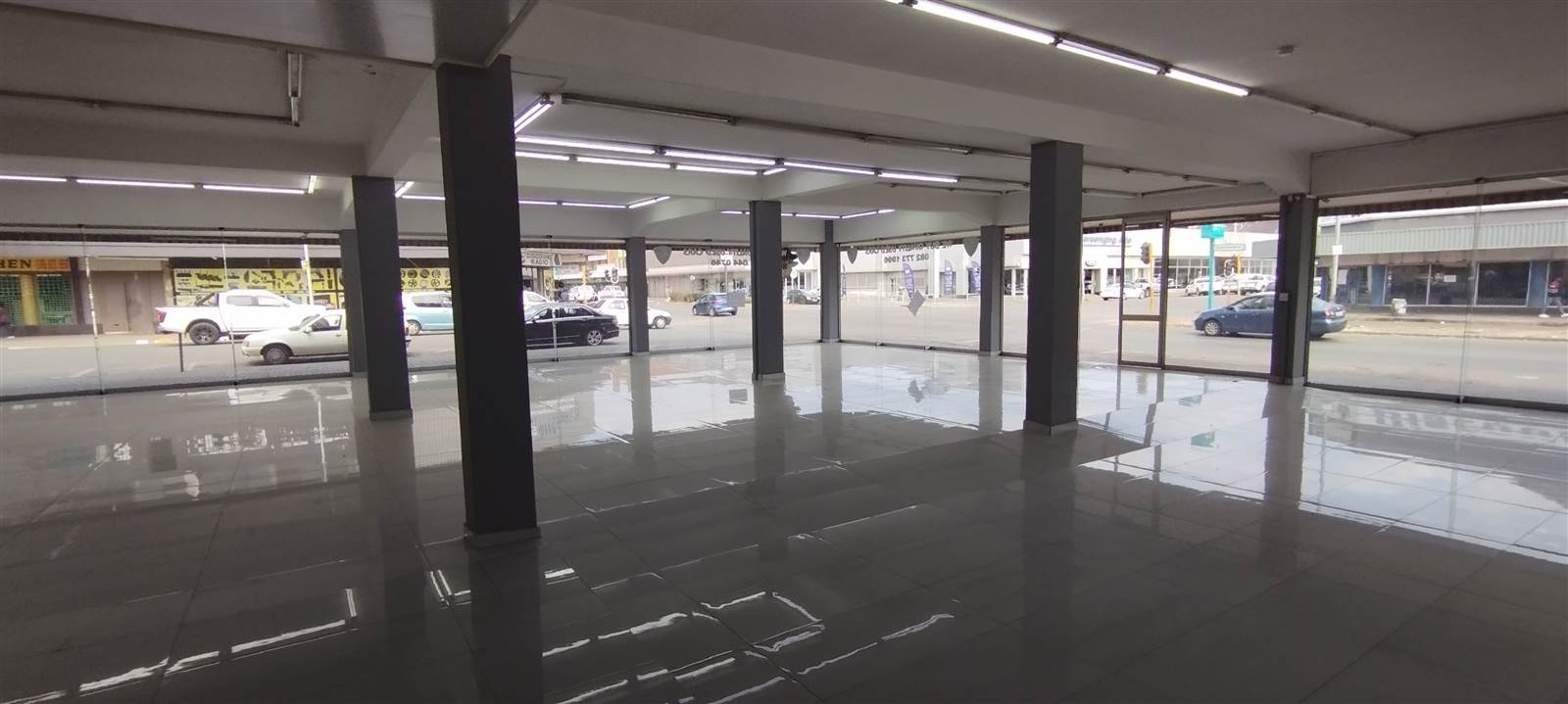 650  m² Retail Space in Vereeniging Central photo number 1