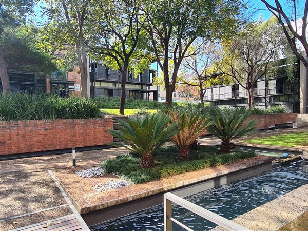 420  m² Commercial space in Bryanston