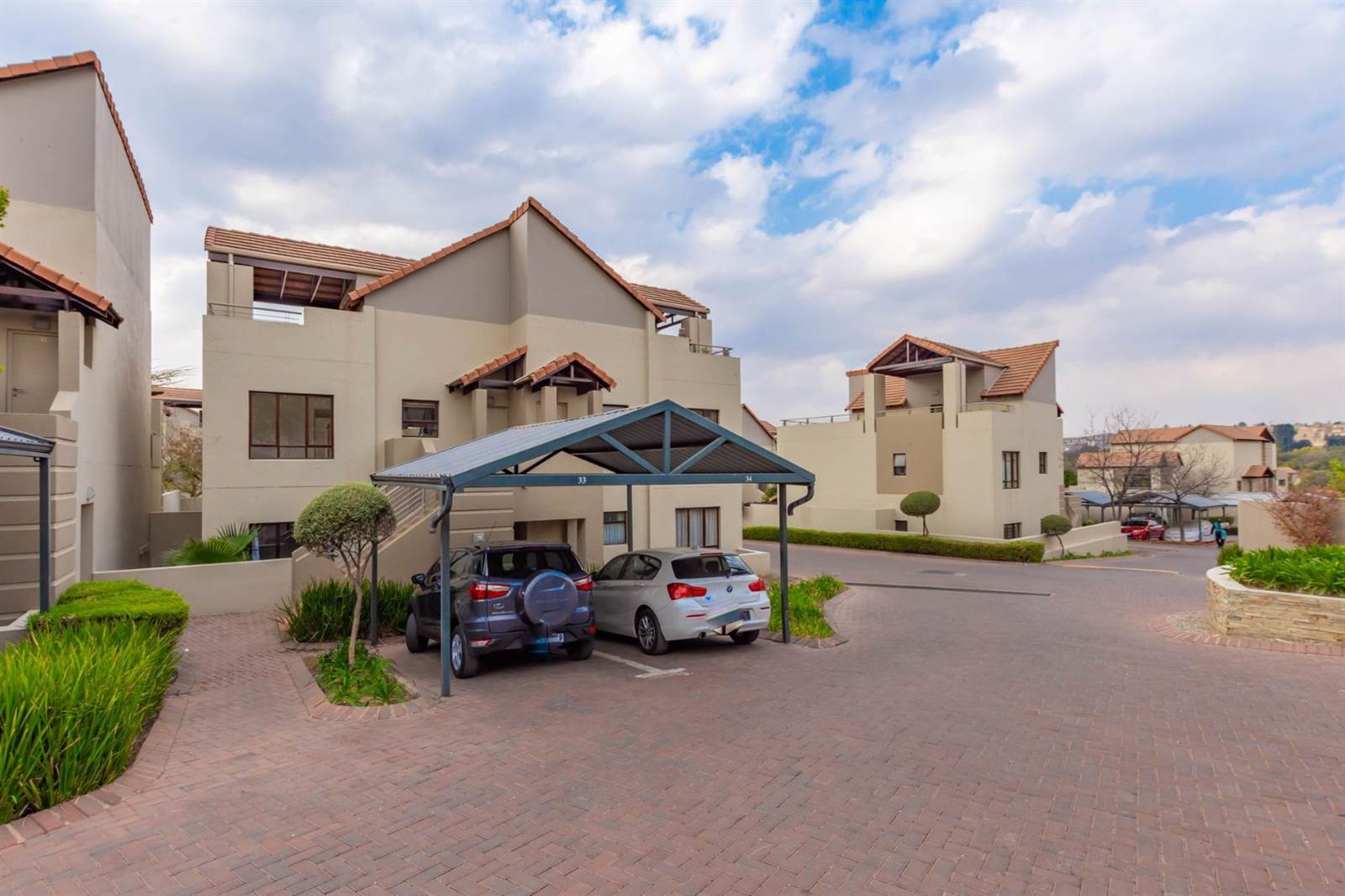 2 Bed Apartment in Witkoppen photo number 25