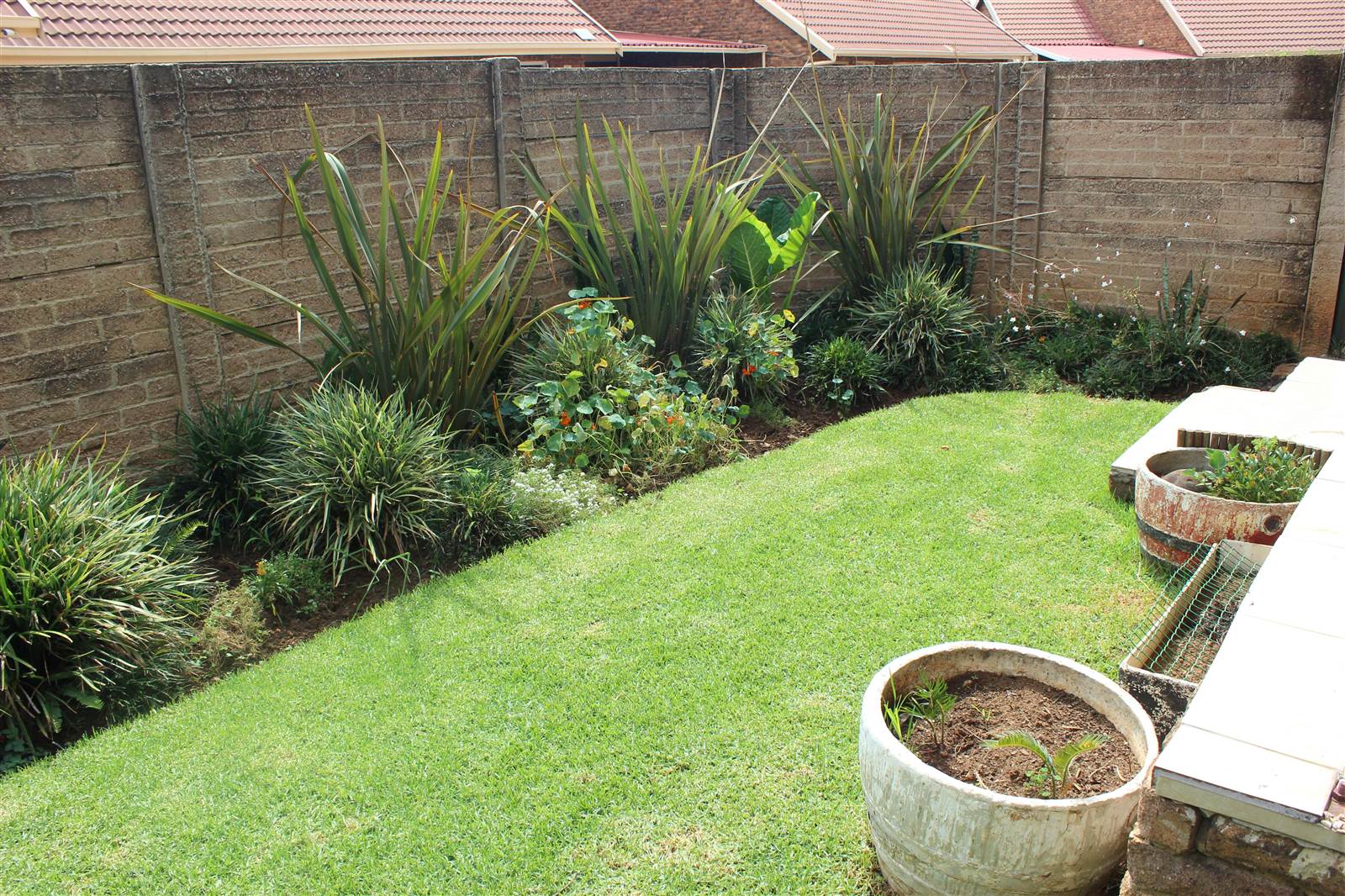 3 Bed Townhouse in Glen Marais photo number 22