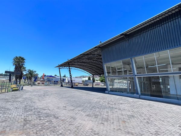 1298  m² Commercial space in Constantia Kloof