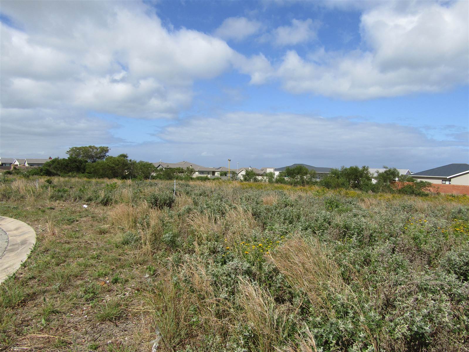 375 m² Land available in Fountains Estate photo number 3