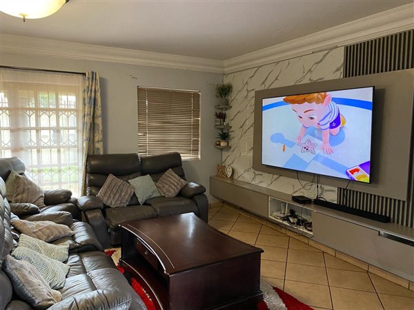 3 Bedroom House 3 Bedroom House