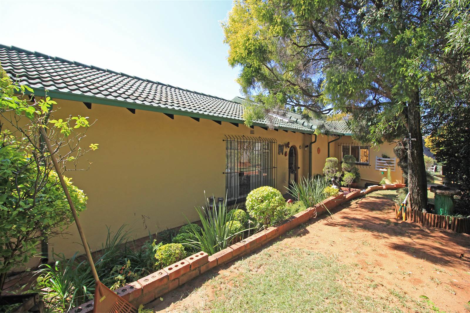 3 Bed House in Johannesburg North photo number 27