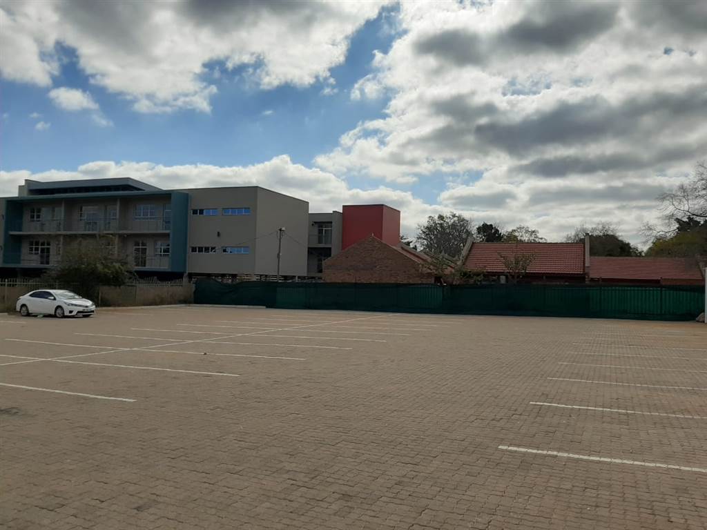 700  m² Commercial space in Polokwane Central photo number 12