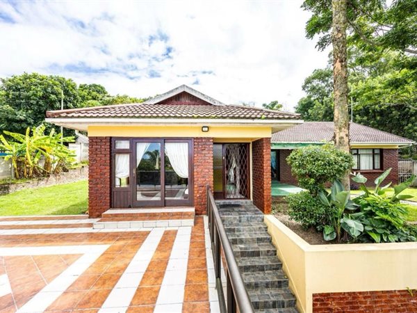 3 Bedroom House 3 Bedroom House