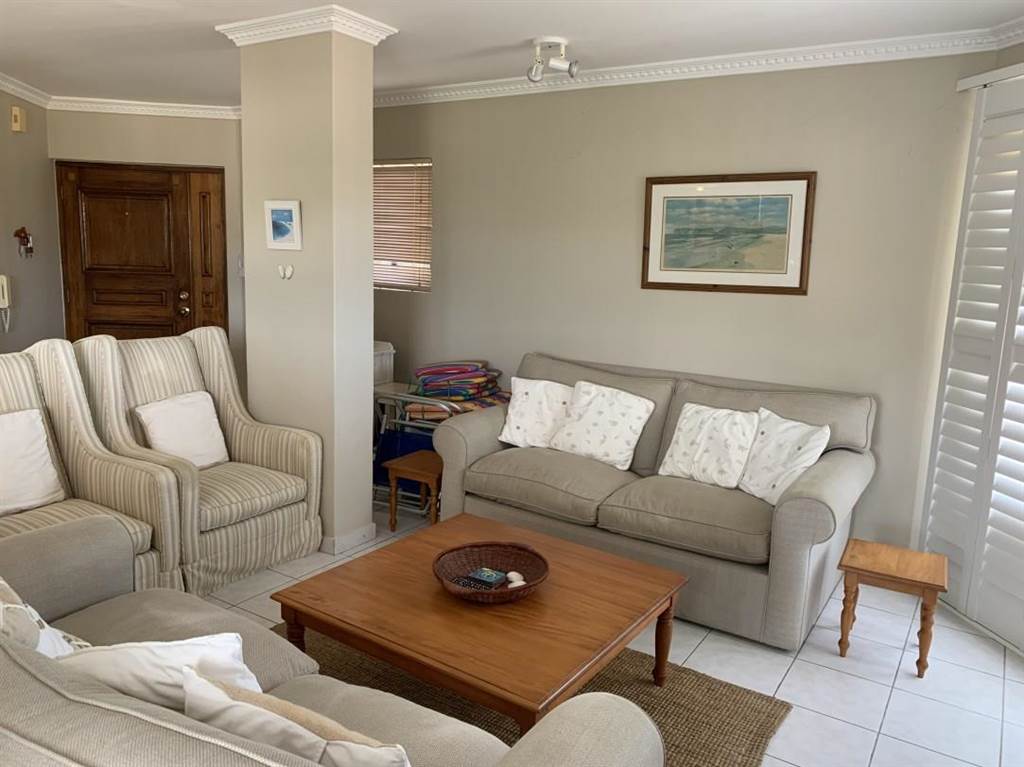 3 Bed Apartment in Plettenberg Bay photo number 3