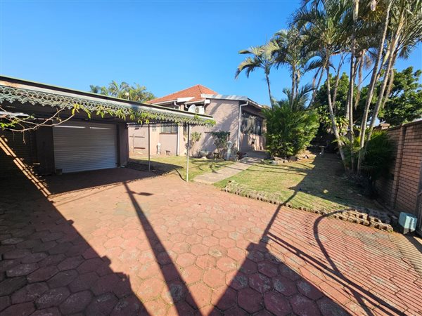 3 Bedroom House 3 Bedroom House