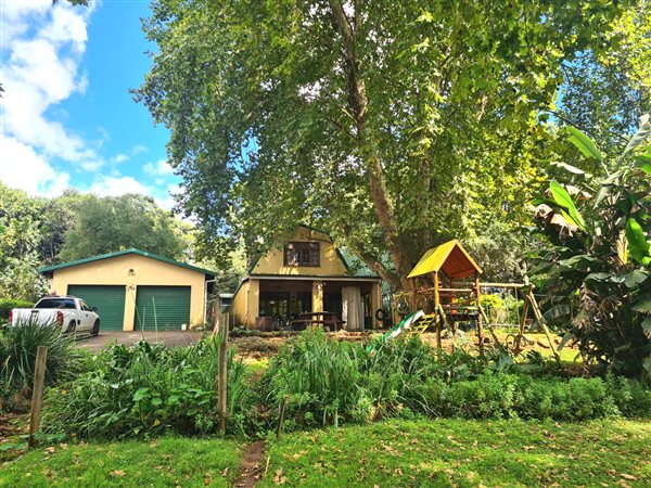 4 Bedroom House 4 Bedroom House