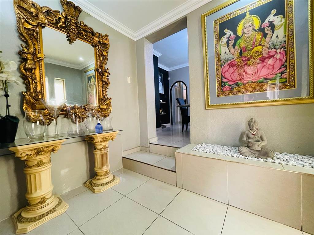 5 Bed House for sale in Brackendowns T4581899 Private Property