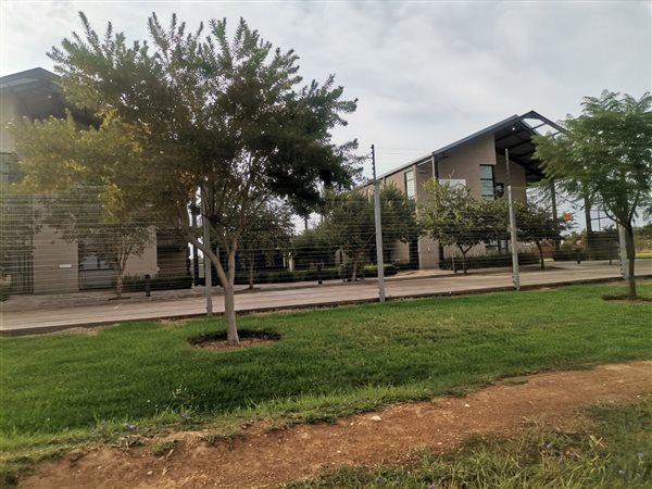 1 ha Land available in Rietvalleipark
