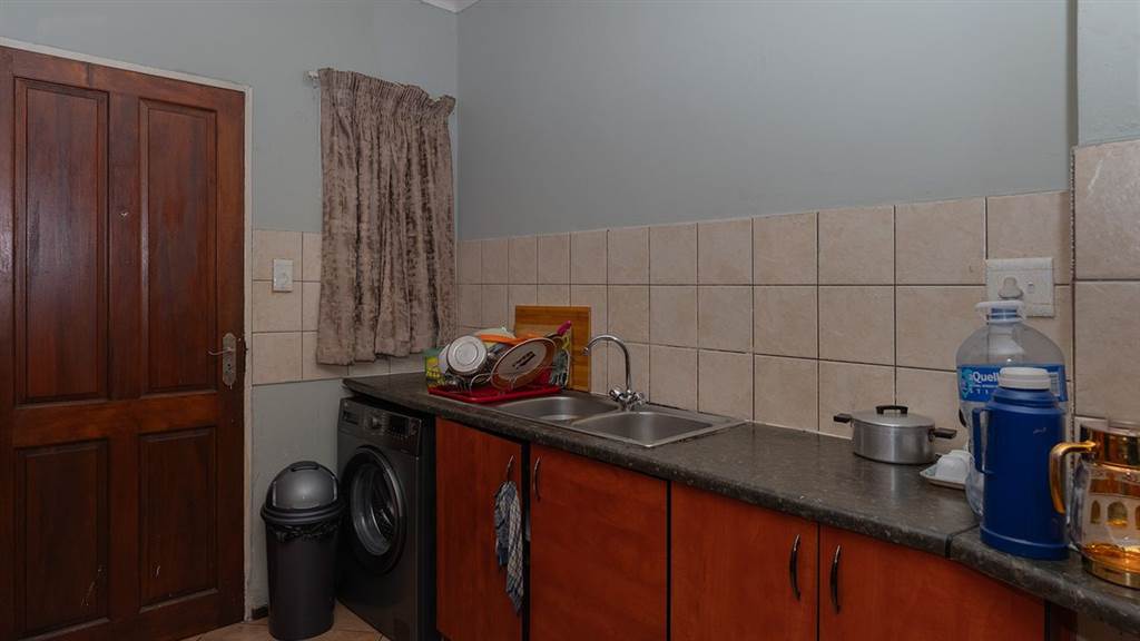 2 Bed Townhouse in Terenure photo number 6