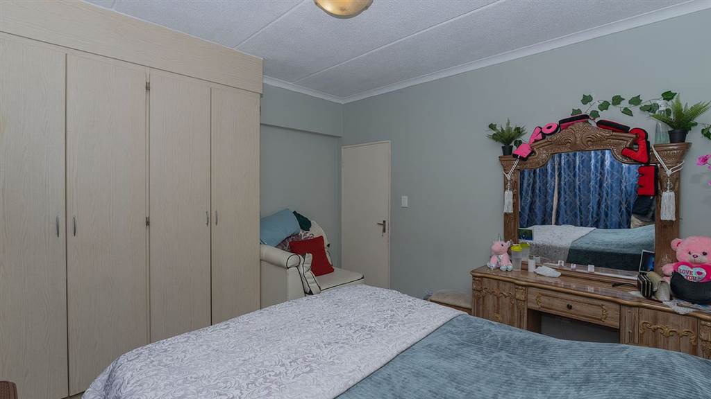 2 Bed Townhouse in Terenure photo number 8