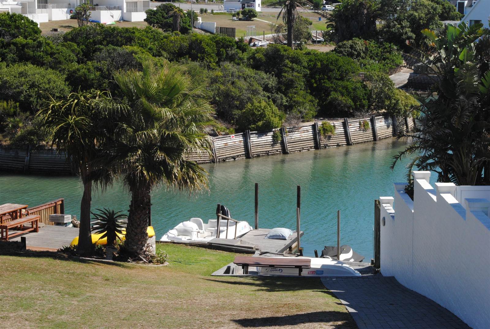 5 Bed House in St Francis Bay Canals photo number 4