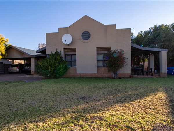 3 Bedroom House 3 Bedroom House