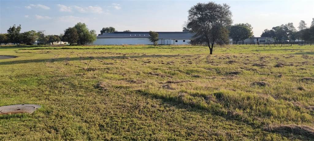 1000 m² Land available in Boschkop photo number 4
