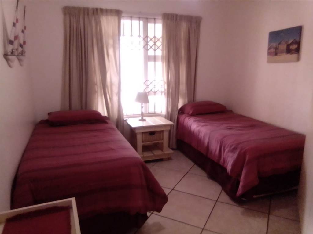 3 Bed House in Manaba photo number 10