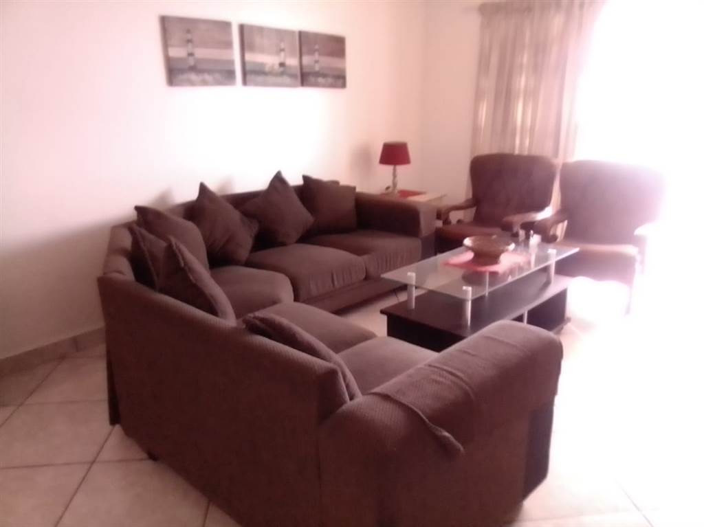 3 Bed House in Manaba photo number 7
