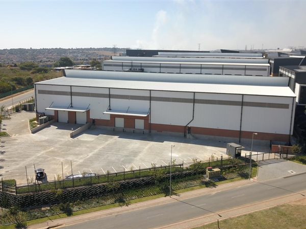 5817  m² Industrial space in Louwlardia