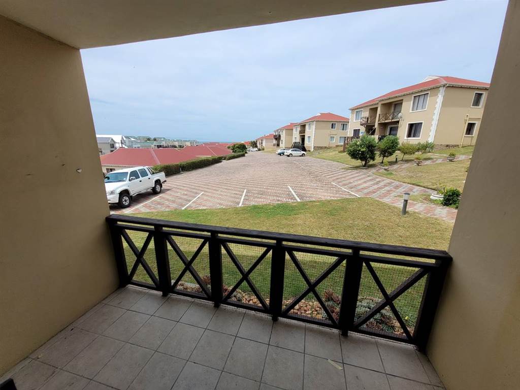 2 Bed Apartment in Marina Martinique photo number 12