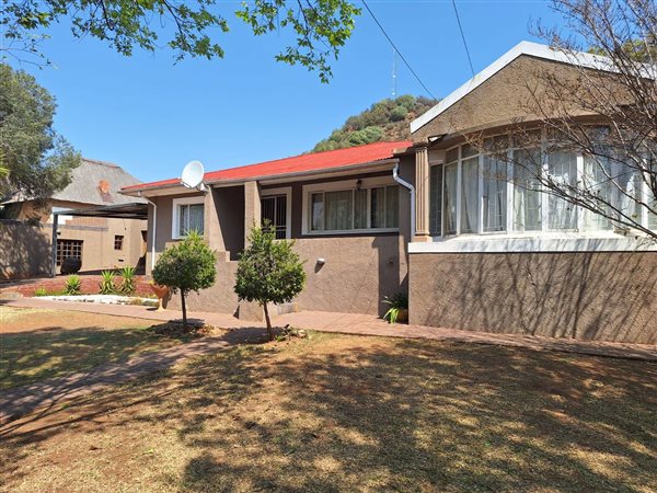 3 Bedroom House 3 Bedroom House