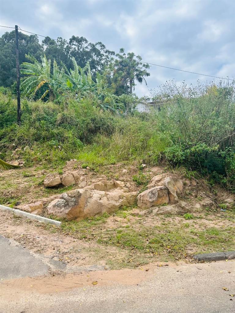 1817 m² Land available in Silverglen photo number 1