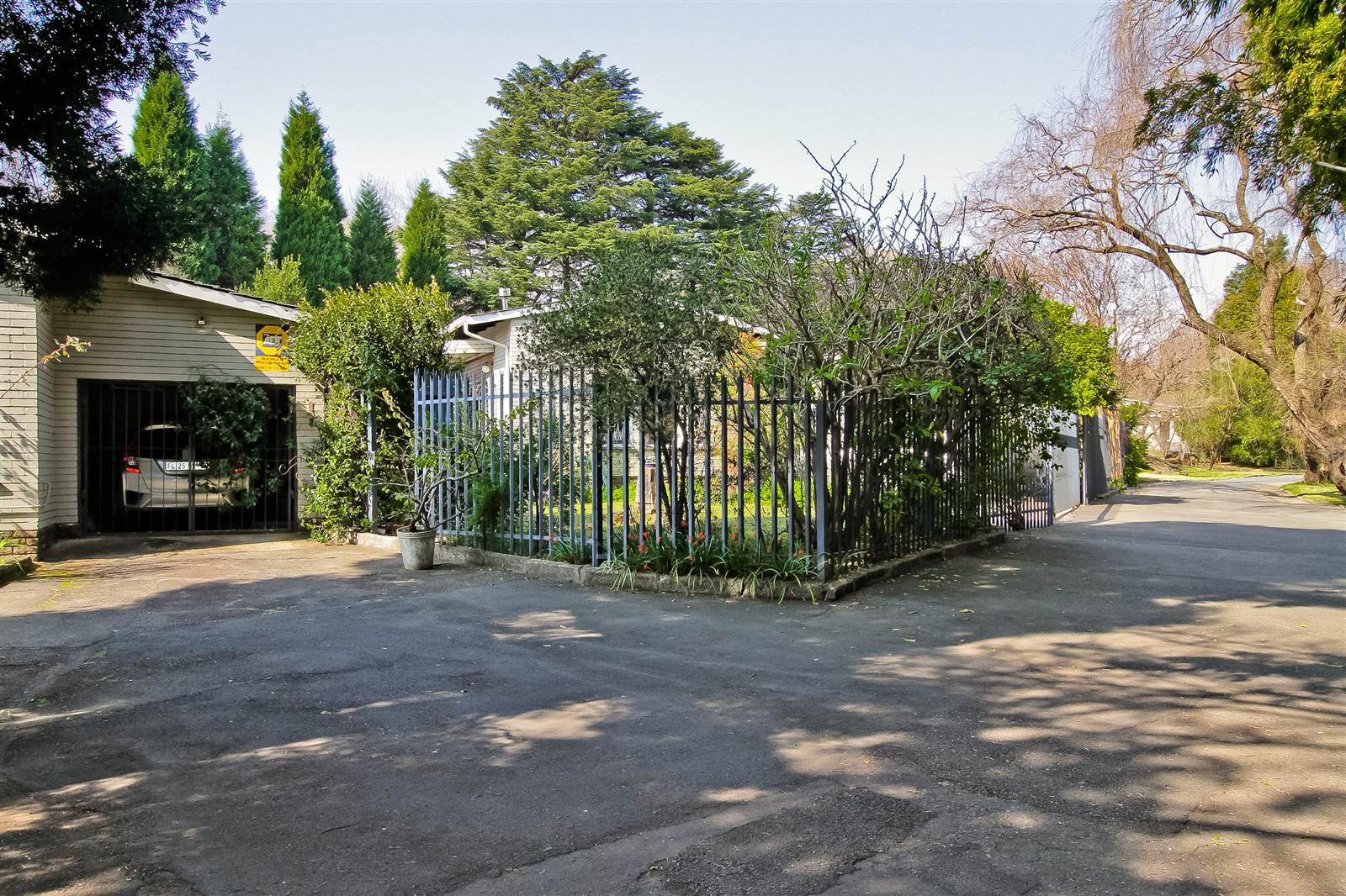 3 Bed Townhouse in Craighall photo number 19