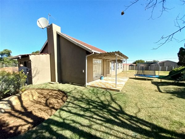 3 Bedroom House 3 Bedroom House