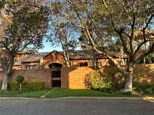 3 Bed Simplex in Eco Park