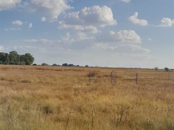2.7 ha Land 2.7 ha Land