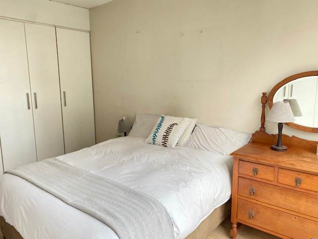2 Bed Apartment in Braamfontein photo number 12