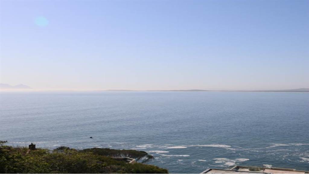 744 m² Land available in Gordons Bay Central photo number 6