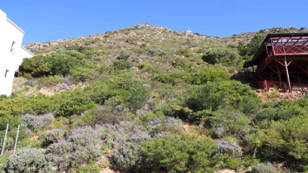 744 m² Land available in Gordons Bay Central photo number 3