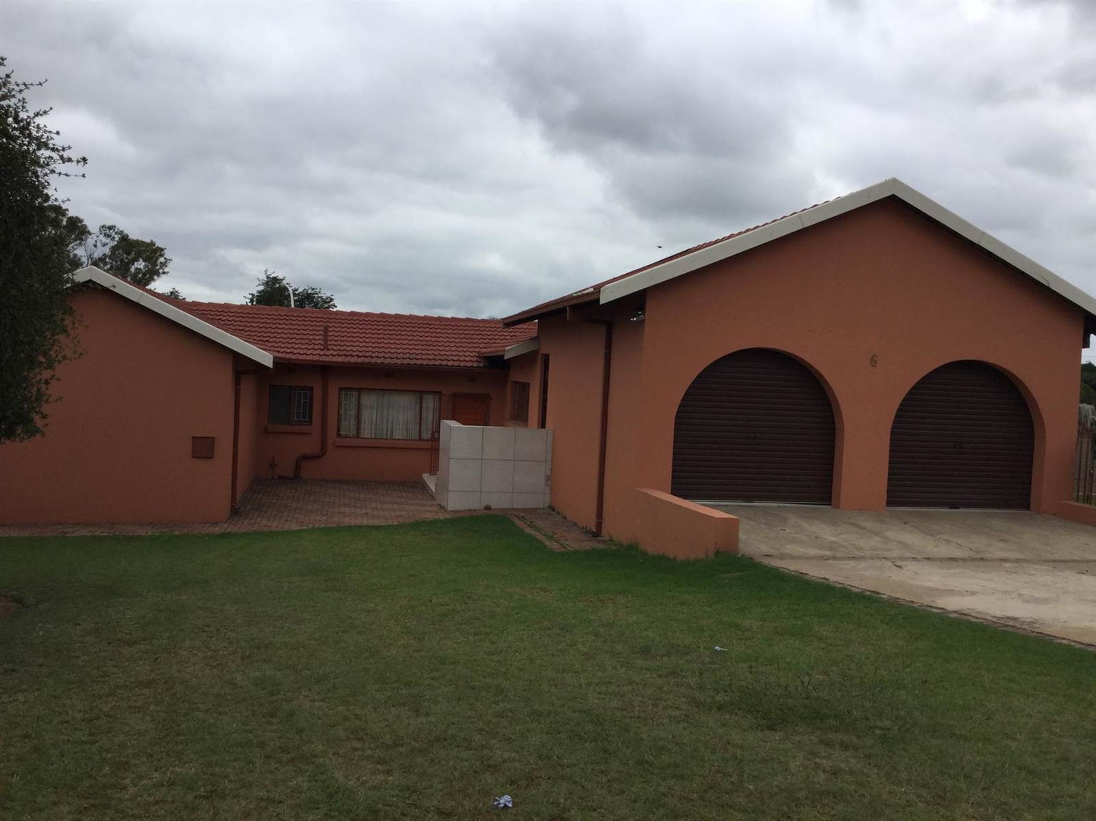 3 Bed House in Witbank Central photo number 1