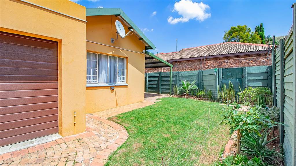 3 Bed House in Rietfontein photo number 27