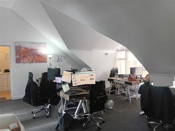 82 m² Office Space 82 m² Office Space