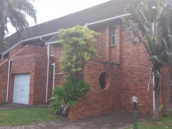 3 Bedroom Townhouse 3 Bedroom Townhouse