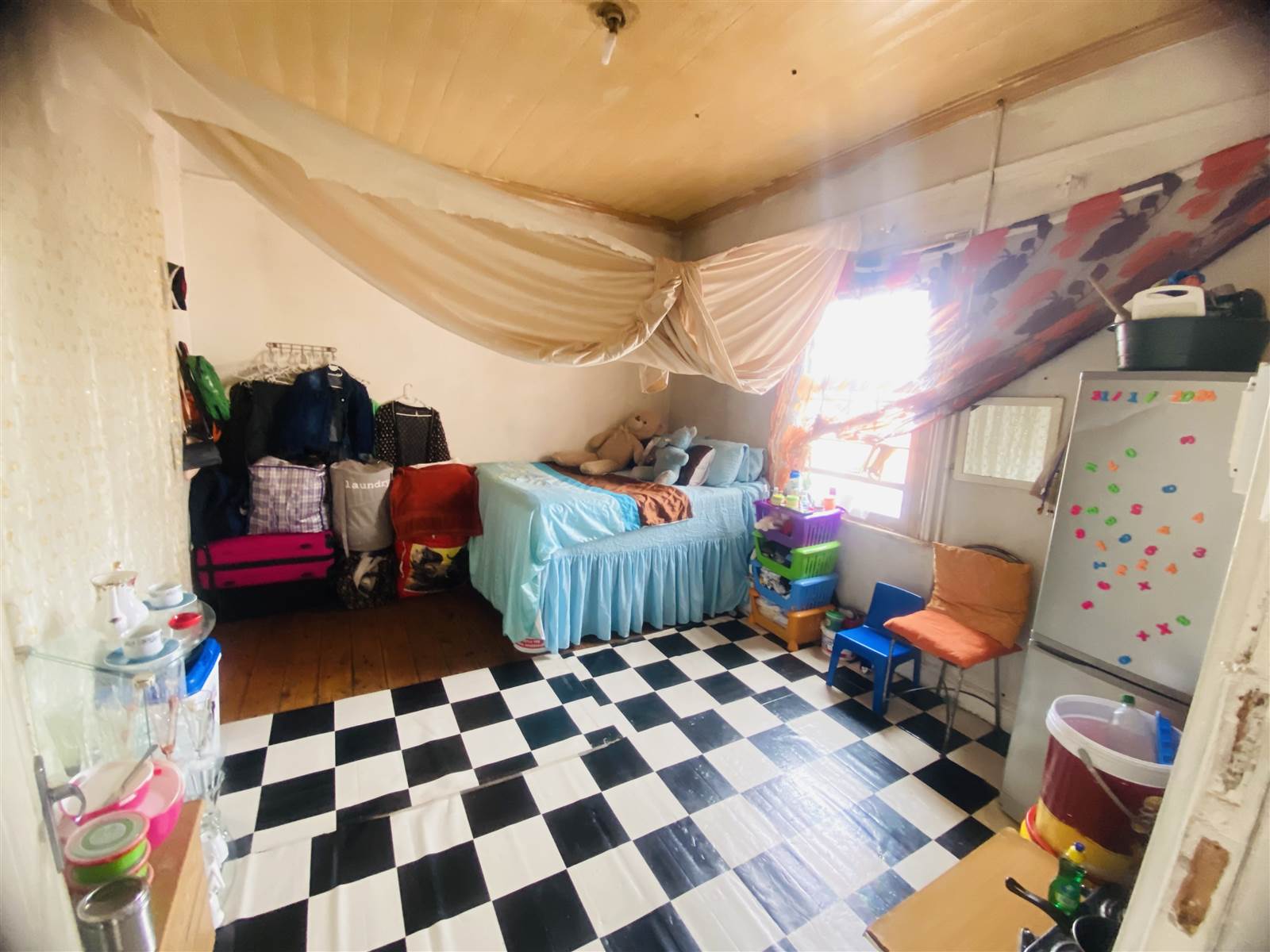 6 Bed House in Port Elizabeth Central photo number 3