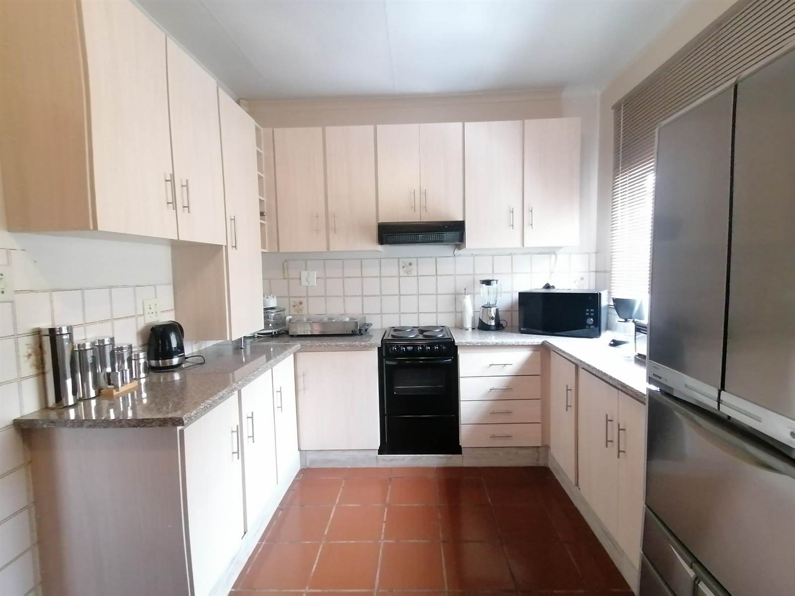 2 Bed Townhouse in Ermelo photo number 2
