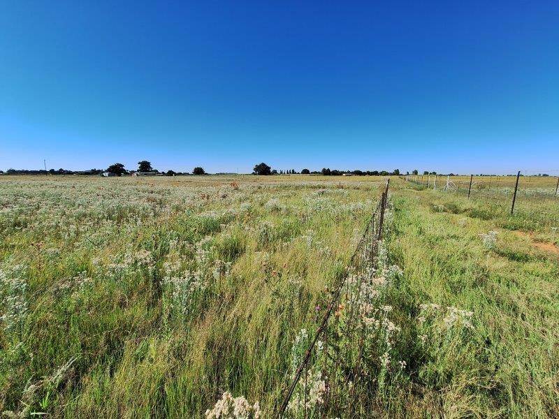 5 ha Land available in Bloemfontein photo number 3