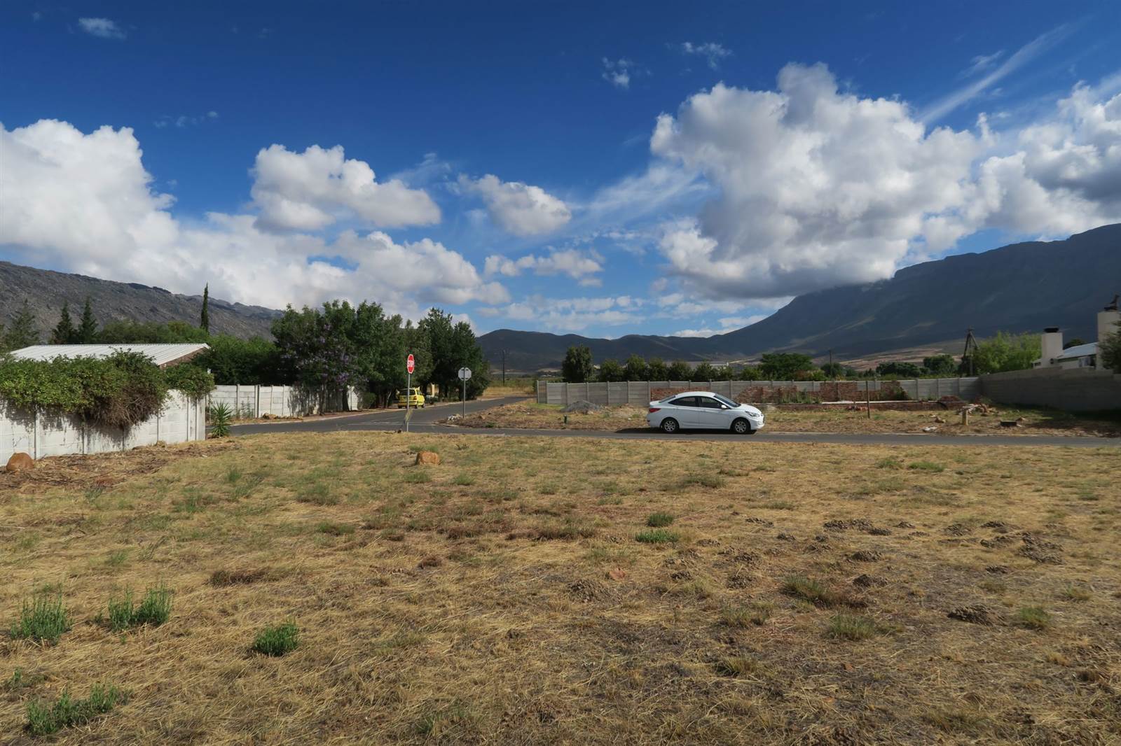889 m² Land available in Prince Alfred Hamlet photo number 2
