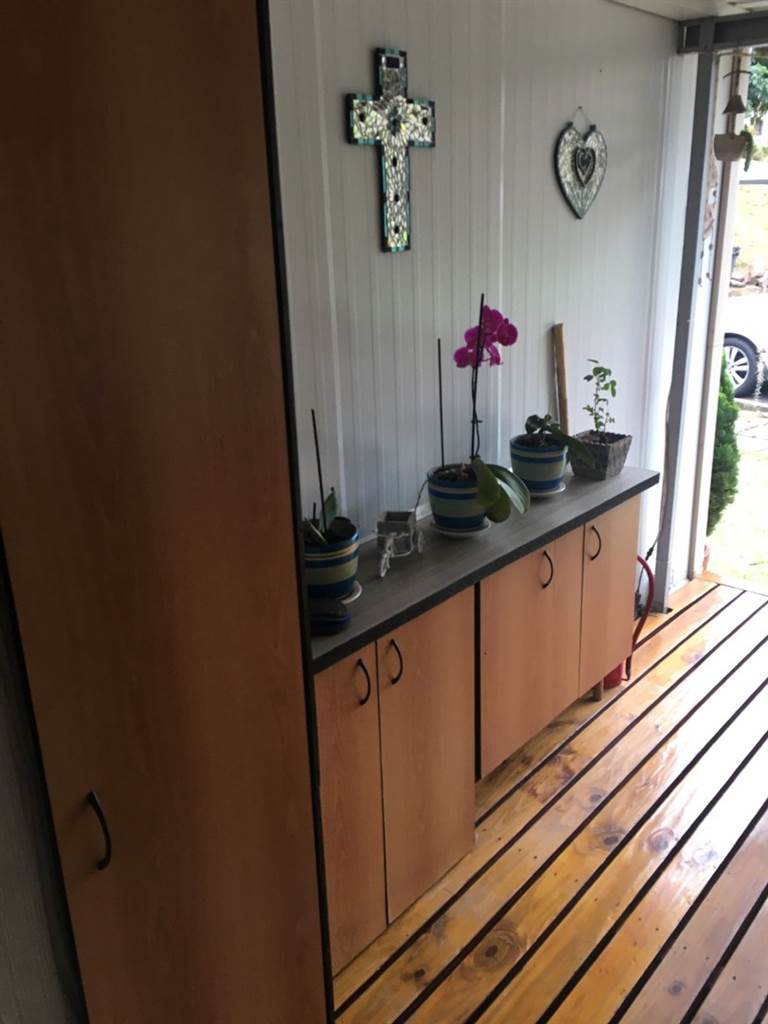 2 Bed Townhouse in Queensburgh Central photo number 2